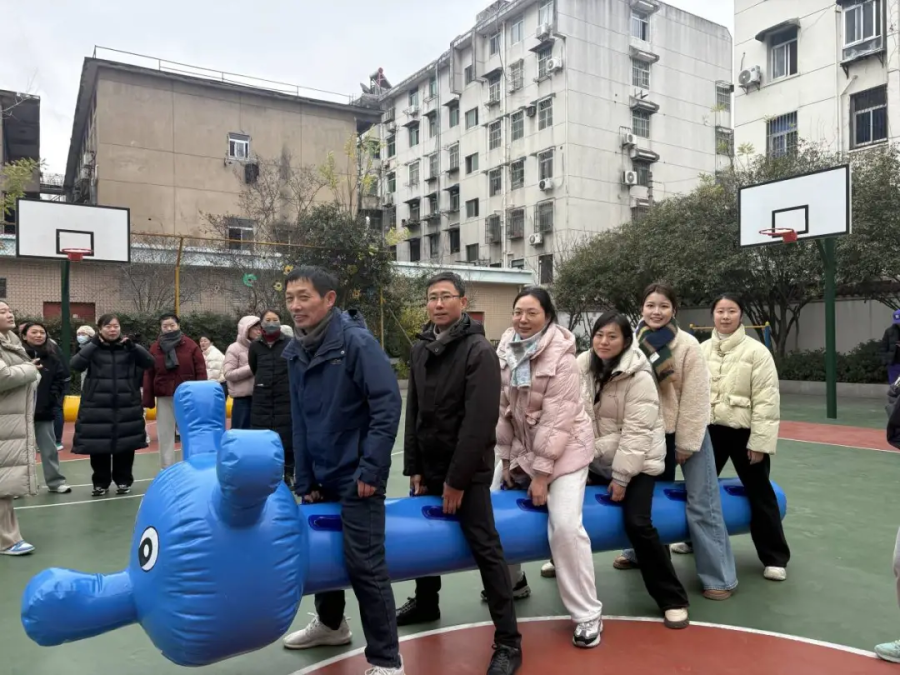 合肥双岗小学教师运动会趣味竞技迎新年图片